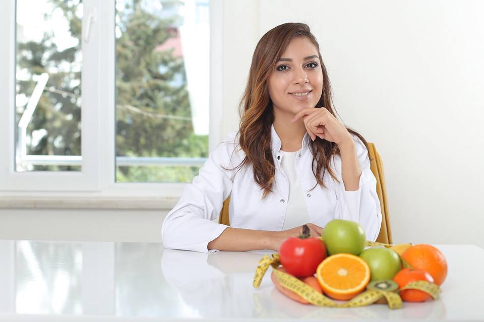 OBEZİTE CERRAHİSİ SONRASI BESLENME TAKİBİNİN ÖNEMİ
